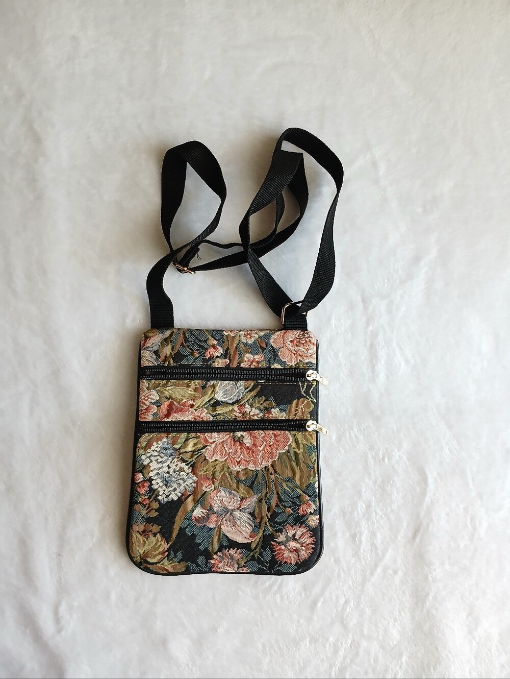 Sainty Floral Zip Pocket Bag